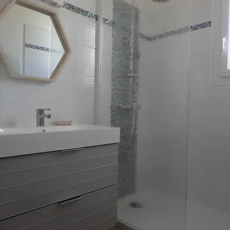 Holiday home Maisonnette De Plain-pied Au Calme, Proche - Fr-1-476-80 *