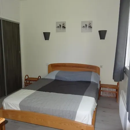 Maisonnette De Plain-pied Au Calme, Proche - Fr-1-476-80